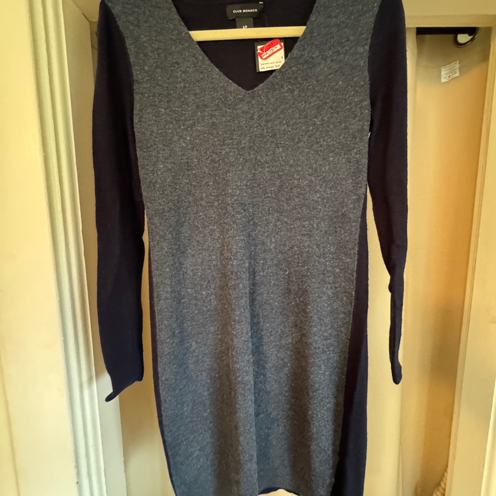 Club Monaco Women's Blue and Gray Long Sleeve sweater Dress